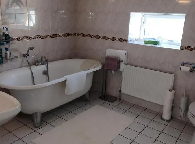 Kents Проживание в семье Kilmacthomas